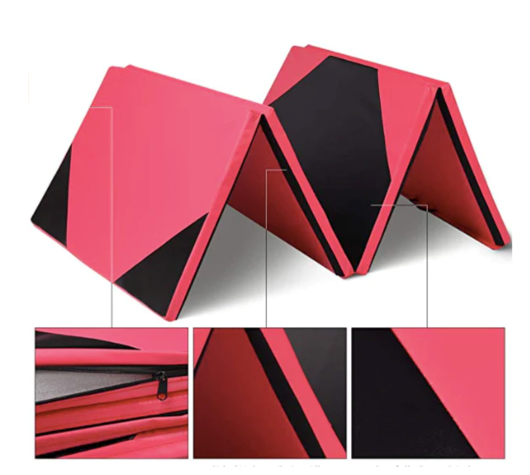 Thick exercise folding mat in pink and black folded in two pyramids. At the bottom of the image, there is a close-up of the black zipper and the fabric.